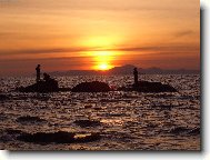 západ slunce a místní rybáři ( Pattaya  - Thajsko )