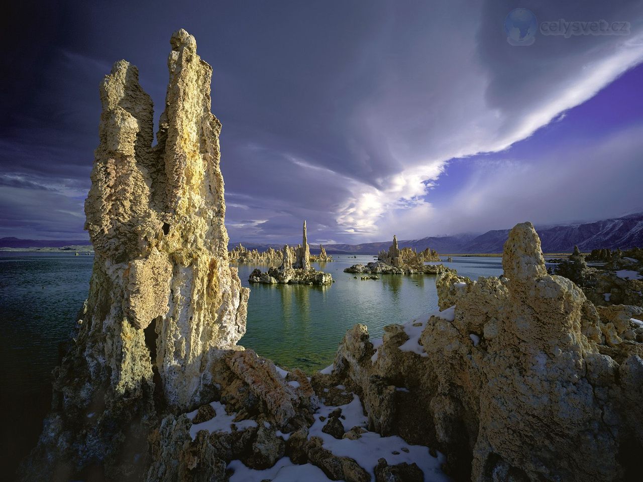 Foto: Tufa Towers, Mono Lake, California