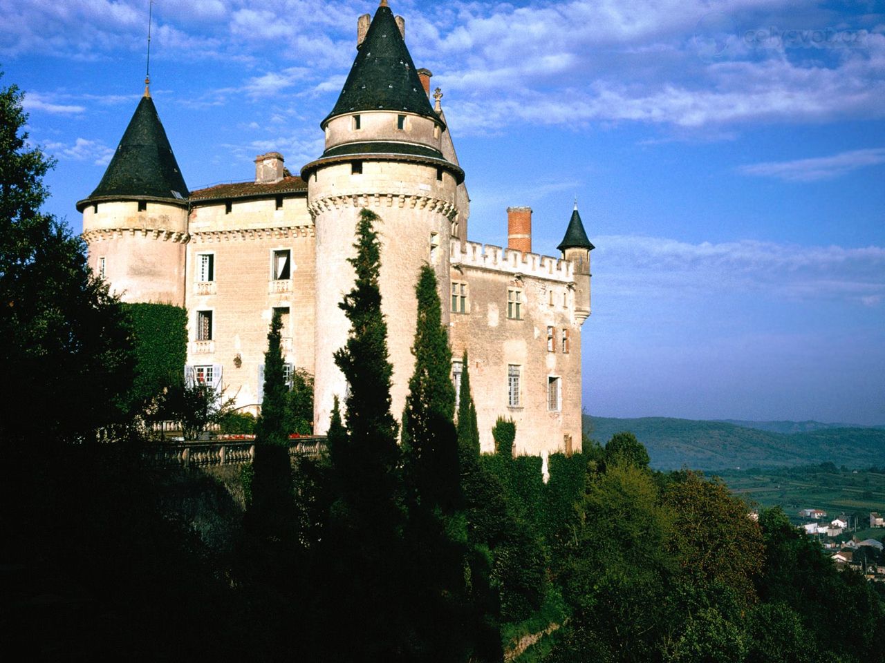 Foto: Mecues Castle, France